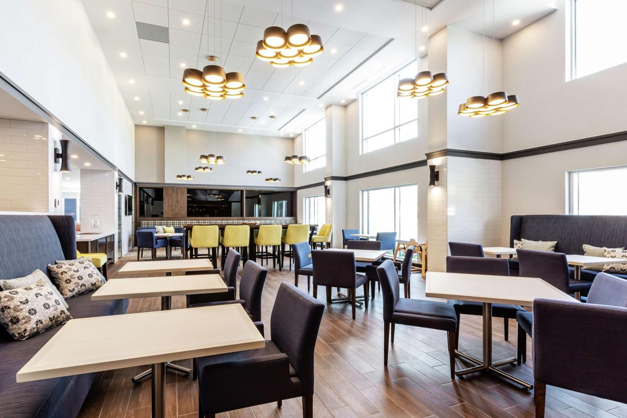 Hotel Hampton & By Hilton - Beauport Quebec City